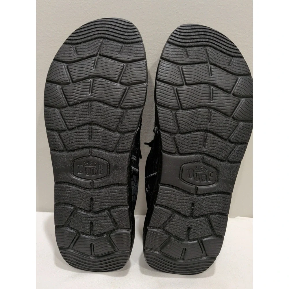 Hey Dude x Jelly Roll Wally Realtree Edge Camo Men's 10 Black Slip On Shoes